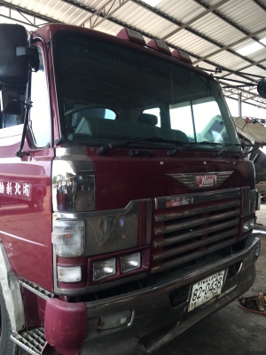 Hino รถโม่ 10น็อต เบรคจีฟฟี่ รุ้นใหม่ สภาพสวย โม่ตรง เอกสารพร้อม