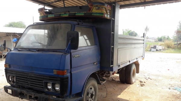 ขายรถบรรทุกหกล้อดัมพ์ Toyota DYNA เครื่อง isuzu 110 แรง ช่วงล่างใหญ่ เครื่องดี แชสซีสวย ทะเบียนพร้อม