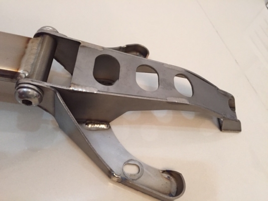 ค้ำโช้คหน้า Granador Titanium ตรงรุ่น Subaru Legacy BE BH