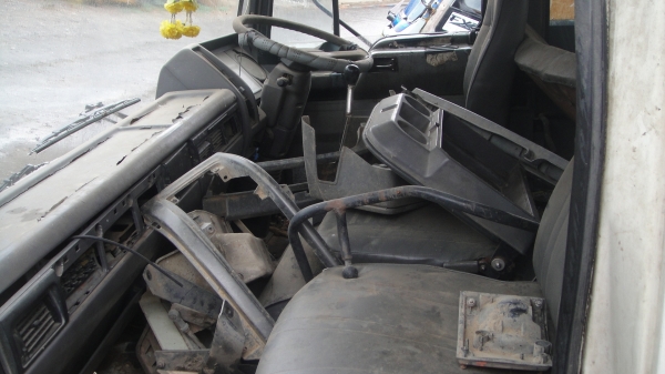 หัว HINO สิงห์ไฮเทค หัวกว้าง ของครบ ขาหน้า-หลัง กันชน สภาพสวยเดิมๆ