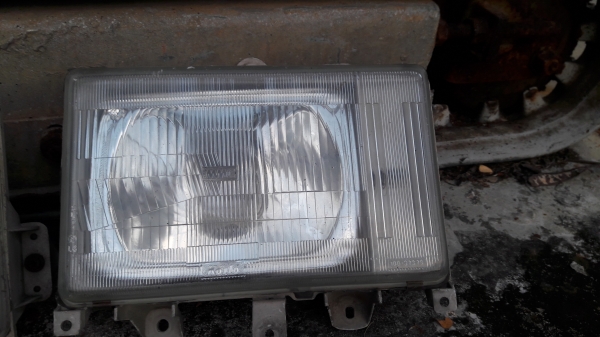 ไฟหน้ามิตซูแคนเตอร์ 115 pn  FB  ญี่ปุ่นแท้ใสๆ 1 คู่