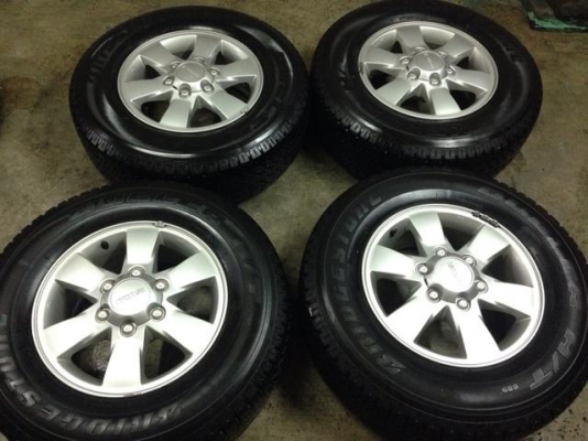 แม็ก ISUZU D-MAX พร้อมยาง 245-70-16