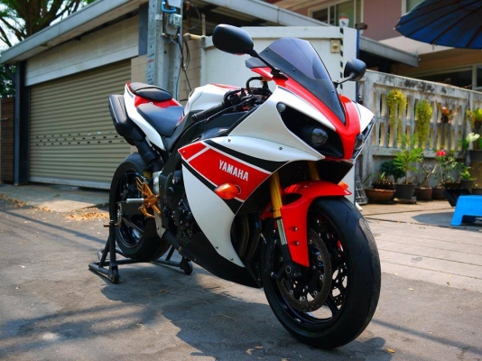 ขาย Yamaha R1 ปี 2012 ตัว Limited สเปคเมกาแท้ พร้อมทะเบียนแท้ รถสวย เครืองสดๆพร้อมออกทริป