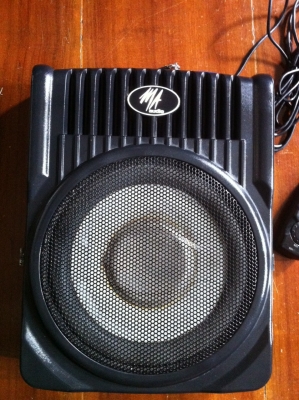 ขายซับบอกซ์ 8 นิ้ว