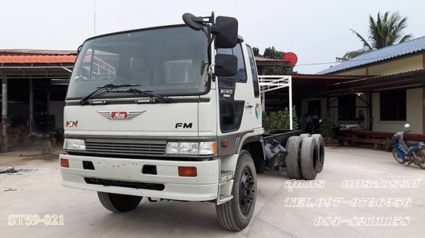ขายด่วน รถบรรทุก 10 ล้อ HINO FM3M  240 แรง /2 เพลา หัวคัซซี สภาพสวยเดิม พร้อมใช้งาน