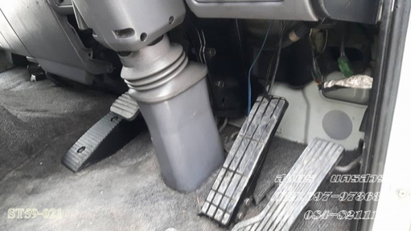 ขายด่วน รถบรรทุก 10 ล้อ HINO FM3M  240 แรง /2 เพลา หัวคัซซี สภาพสวยเดิม พร้อมใช้งาน