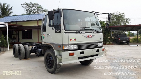 ขายด่วน รถบรรทุก 10 ล้อ HINO FM3M  240 แรง /2 เพลา หัวคัซซี สภาพสวยเดิม พร้อมใช้งาน