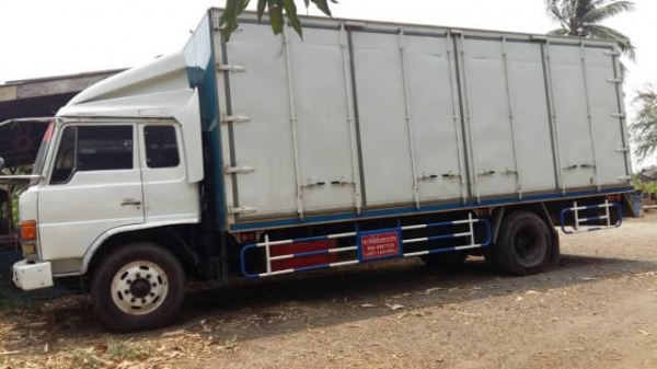 หกล้อ ฮีโน่ FL17 HO7C180 pawer แอร์ ทิฟฟี ตู้10บาน ยาว7.20ม สภาพดีเดิมๆสวยๆพร้อมใช้ ทะเบียนพร้อมโอน