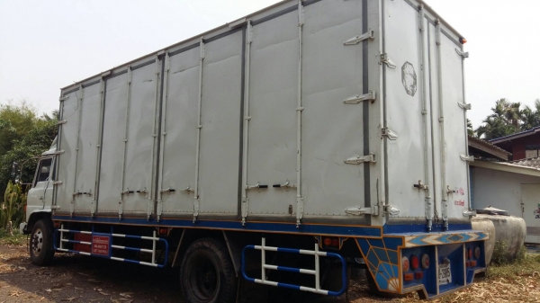 หกล้อ ฮีโน่ FL17 HO7C180 pawer แอร์ ทิฟฟี ตู้10บาน ยาว7.20ม สภาพดีเดิมๆสวยๆพร้อมใช้ ทะเบียนพร้อมโอน