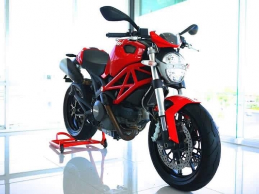 ขาย Ducati Monster 796 รถศูนย์ปลายปี 2014 รถมือเดียว สภาพนางฟ้า สีเดิมทั้งคัน ไม่ล้ม ไม่ชน ไม่แปะ