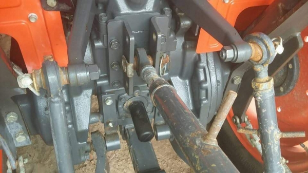 ขายรถไถ KUBOTA L3608 อุปกรณ์ ดันหน้า ผานหลัง ใช้งานน้อย ปี53 เอกสารพร้อมโอน สนใจโทร 090-8588220คุณนะ 093-3258446คุณบิว หรือเข้าดูสินค้าอื่นๆได้ที่ www.truck.in.th/498 หรือเพจFacebook ณรงค์ ซื้อขายรถมือสอง (เว็บไซต์ส่วนตัว) หรือFacebook คุณนะ รถบรรทุก