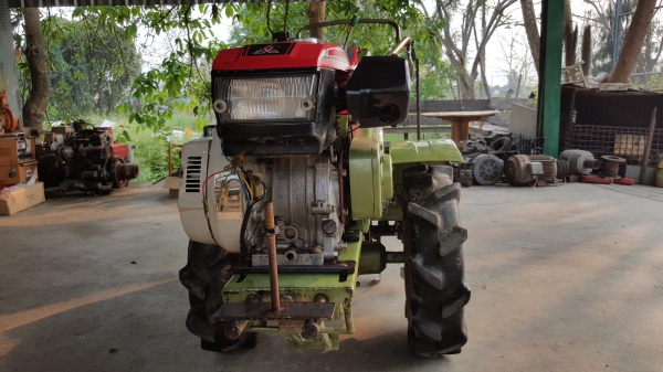 รถพรวนดิน 7 แรง 4 จังหวะ รหัสสินค้า Y - 15 รถพรวนดิน 7 แรง 4 จังหวะ รหัสสินค้า Y - 15