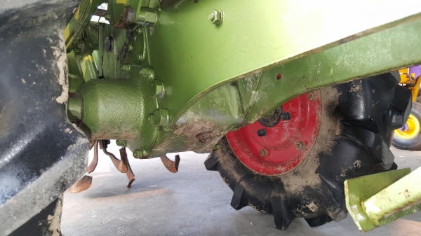 รถพรวนดิน 7 แรง 4 จังหวะ รหัสสินค้า Y - 15 รถพรวนดิน 7 แรง 4 จังหวะ รหัสสินค้า Y - 15