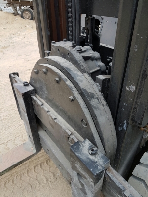 KOMATSU FD40-5 (4 ตัน) สภาพมือสองนำเข้า  เครื่องยนต์ดีเซล 6 สูบ