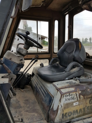 KOMATSU FD40-5 (4 ตัน) สภาพมือสองนำเข้า  เครื่องยนต์ดีเซล 6 สูบ