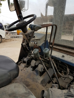 KOMATSU FD40-5 (4 ตัน) สภาพมือสองนำเข้า  เครื่องยนต์ดีเซล 6 สูบ