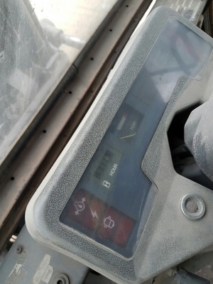 KOMATSU FD40-5 (4 ตัน) สภาพมือสองนำเข้า  เครื่องยนต์ดีเซล 6 สูบ