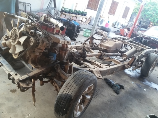 ขายเครื่องเกียร์นิสสันบิ๊กเอ็มBD25 สภาพพร้อมใช้งาน