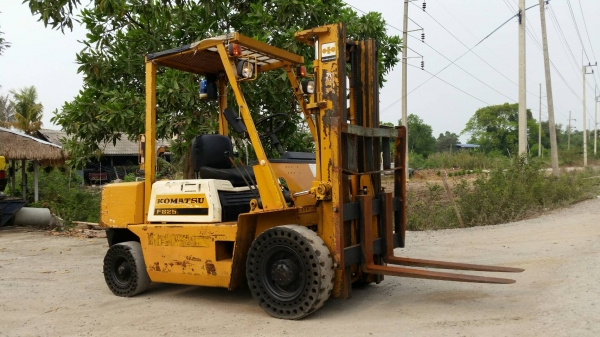 ขายด่วนรถยกKOMATSU FG25-10ยก2.5ตันเสาสูง3เมตรยางตัน4เส้นรถนอกนำเข้ายังไม่เคยใช้งานในเมืองไทยเลย ขายด่วนรถยกKOMATSU FG25-10ยก2.5ตันเสาสูง3เมตรยางตัน4เส้นรถนอกนำเข้ายังไม่เคยใช้งานในเมืองไทยเลย