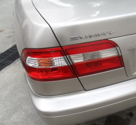 NISSAN SUNNY SUPER SALOON ปี 43 สีเดิมทั้งคัน NISSAN SUNNY SUPER SALOON ปี 43 สีเดิมทั้งคัน