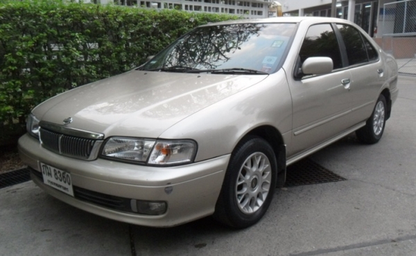 NISSAN SUNNY SUPER SALOON ปี 43 สีเดิมทั้งคัน NISSAN SUNNY SUPER SALOON ปี 43 สีเดิมทั้งคัน