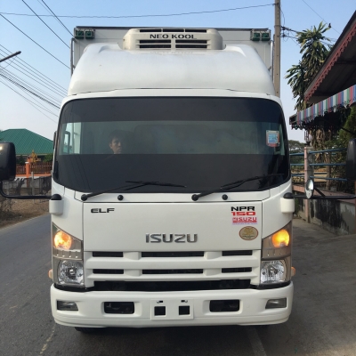 ขาย 6 ล้อ อีซูซุ NPR 150 แรง ปี 54 ตู้เย็น ยาว 5.1 ม. สภาพสวย พร้อมใช้  จัดแนนท์ได้ครับ สนใจติดต่อ 081-5715326