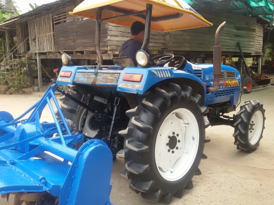 หาชื้อรถไถ แช้มป์มาหาเราครับ แช้มป์MX5900มีโลตาลี้1อัน ราคา158000บาท พร้อมใช้งานสายๆครับสนใจ โทร0813655997 อำพร พาเจริญ ต วังบัว อ คลองขลุง จ กำแพงเพชร ดูสินค้าเพิ่มเติมได้ที่  (http://buasorn.truck2hand.com)