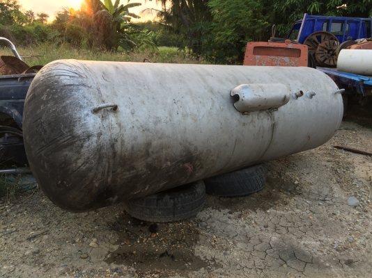 Sell>> ถังพักลม แรงดันสูง 2000 Lite. ถังหนา สภาพสวย ไม่มีผุ พร้อมใช้งาน!!