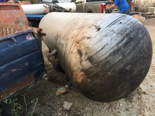 Sell>> ถังพักลม แรงดันสูง 2000 Lite. ถังหนา สภาพสวย ไม่มีผุ พร้อมใช้งาน!!