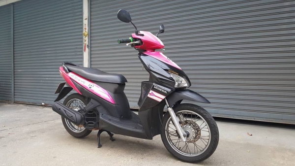 ขออนุญาติขาย HONDA CLICK PLAY 110 COMBI BRAKE สตาร์ทมือ 9,900