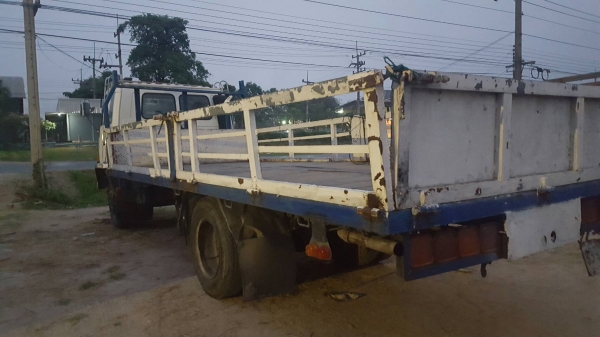 6ล้อJCMว่างหัวร๊อกเครื่อง6BB1 พวงมาลัยเพาเวอร์ เครื่องดีเบครดี ทะเบียน ม.79 เอกสารครบราคาต่อลอ