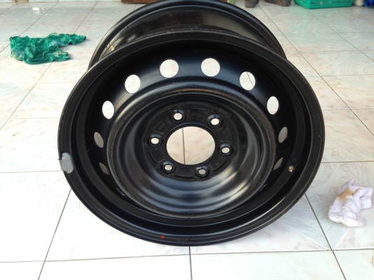ขายล้อกะทะเหล็ก ขอบ 17 x 6 รู ราคา 800