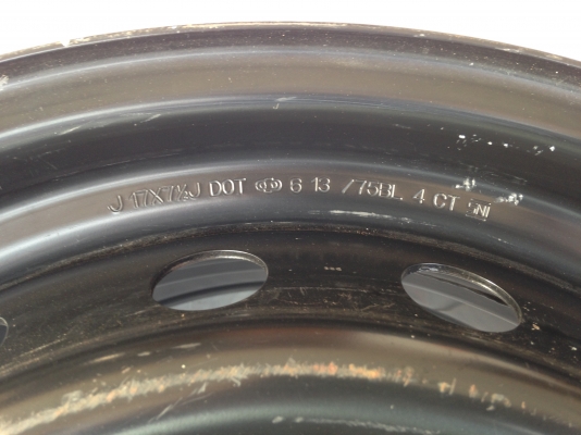 ขายล้อกะทะเหล็ก ขอบ 17 x 6 รู ราคา 800