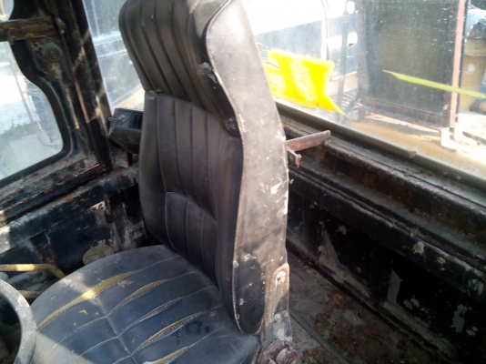 รถตักล้อยาง  CAT  960 C  พร้อมใช้งาน  เอกสารซื้อขายตามกฎหมาย