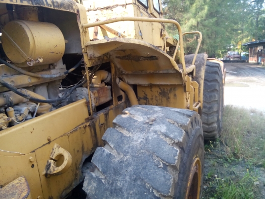 รถตักล้อยาง  CAT  960 C  พร้อมใช้งาน  เอกสารซื้อขายตามกฎหมาย