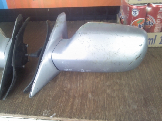 กระจกรถยนต์ราคาถูก