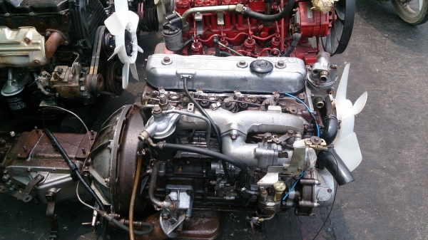 เครื่องยนต์อิซุสุ 85 แรง4BA1 พร้อมเกีร์ยสวยๆ