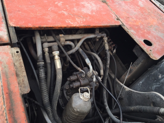 ขายอะใหล่ด่วน HITACHI EX200-2LC ขายอะใหล่นะครับ เข้ามารองรถได้ครับ