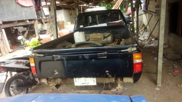 ขายรถกระบะตอนครึ่งด่วน