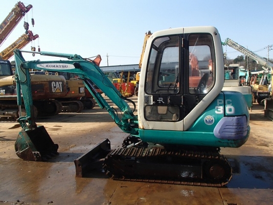 KOMATSU PC30-7 เก๋ง ญี่ปุ่นแท้ ถึงไทยแล้ว สวย พร้อมใช้ โทร.090-986-2521 อ๊อบ