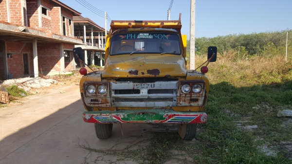 ISUZU6ล้อดั้มหน้ายาวเครื่องEH700เบรกจิบฟี่.แชสซีใหญ่ตลอดเส้นเอกสารพร้อมโอน