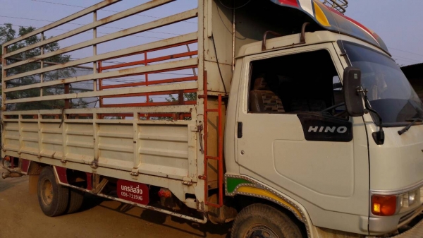 ปรับราคาเหลือ 305,000บ ครับๆ หกล้อ ฮีโน่ FC120ปี39ซุปเปอร์เสีย ช่วงยาว5.50ม สภาพดีสวยพร้อมใช้งาน ทะเบียนพร้อมโอน