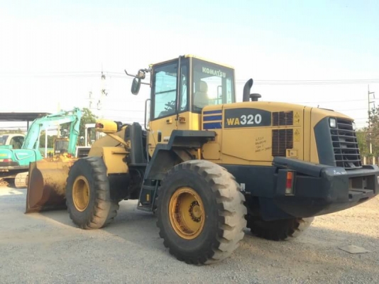 KOMATSU WA320-5 ญี่ปุ่นแท้ สวย พร้อมใช้ โทร.090-986-2521 อ๊อบ