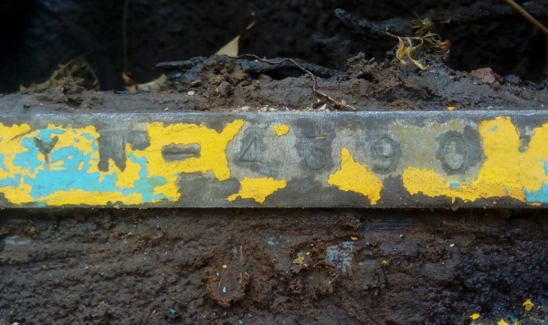 KOBELCO MARK // SK 200 ซีเรียล YN-4390 รถบอดี้สวย เครื่องยนต์เดิมๆปั๊ม K3V ภายในเก๋งสภาพดี มีระบบแอร์ครบพร้อม ช่วงล่างชุดโซ่โรลเลอร์และใบแทรกใช้งานไม่ได้หนึ่งข้างแต่อุปกรณ์ยังเหลือใก้ครบพร้ิมครับ เฟรมมีผุบ้างทั้งสองข้างนะครับยังสามารถใช้งานได้ครับ เครื่อง