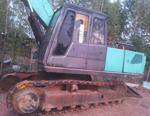 KOBELCO MARK // SK 200 ซีเรียล YN-4390 รถบอดี้สวย เครื่องยนต์เดิมๆปั๊ม K3V ภายในเก๋งสภาพดี มีระบบแอร์ครบพร้อม ช่วงล่างชุดโซ่โรลเลอร์และใบแทรกใช้งานไม่ได้หนึ่งข้างแต่อุปกรณ์ยังเหลือใก้ครบพร้ิมครับ เฟรมมีผุบ้างทั้งสองข้างนะครับยังสามารถใช้งานได้ครับ เครื่อง