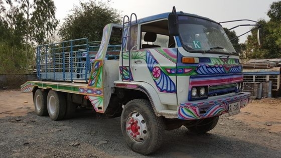 ขายรถ10ล้อ2เพลา ท้ายลาดหางเหล็กHดรีม แชชซีใหญ่ จัมโบ้200 สโลว์อินเตอร์ 4สปีด สภาพพร้อมใช้งาน จัดไฟแนนซ์ได้300,000-350,000