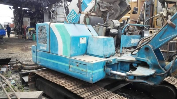 ขายรถขุดมือสอง โกเบลโก้sk042 ปั๊มนิ้ว เก่านอก ช่วงล่างดี พร้อมใช้งาน เครื่องดี