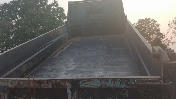 ขาย6ล้อดัมพ์ อีซูซุ NPR120 ฝาขาวดัมพ์ Fหลัง แชชซีสวยเครื่องเดิมแน่น ปี40 กระบะวิ่งดิน5คิว สภาพดีพร้อมวิ่งงาน