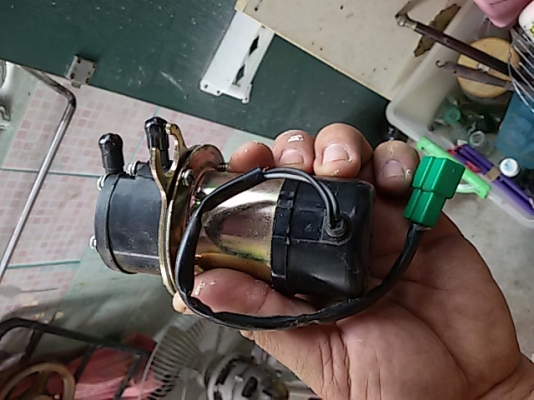 ขายปั้มติ๊กดูดน้ำมันครับ