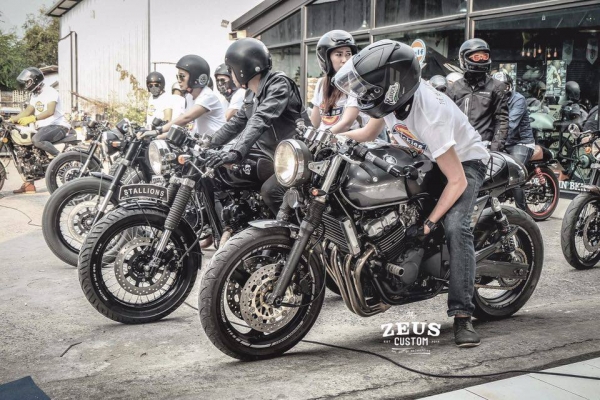 HONDA CB400 CAFE รถสวยสภาพจบแต่งคาเฟ่